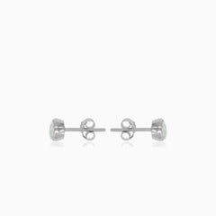 Stříbrné náušnice s bílým opálem