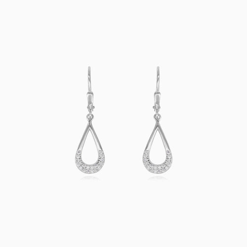 Stříbrné visací náušnice ve tvaru slzy