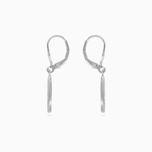 Stříbrné visací náušnice ve tvaru slzy