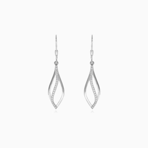 Elegantní náušnice ve tvaru kosočtverce ze stříbra