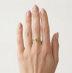 Regaler Edelstein Quadrat-Delight-Ring