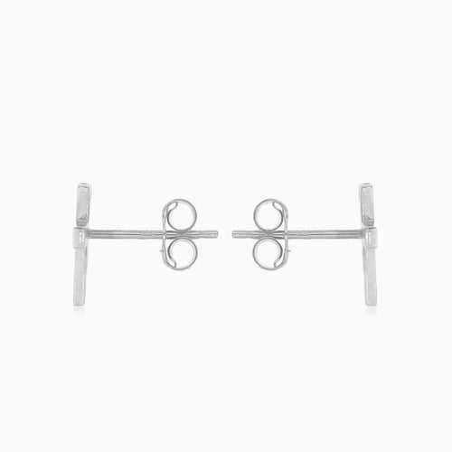 Clous d’oreilles croix en or blanc