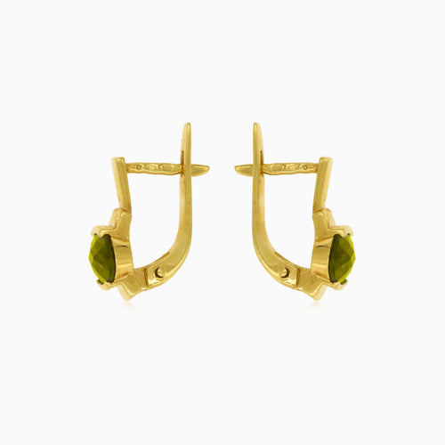 Elegancia serena con barra de moldavita y destello