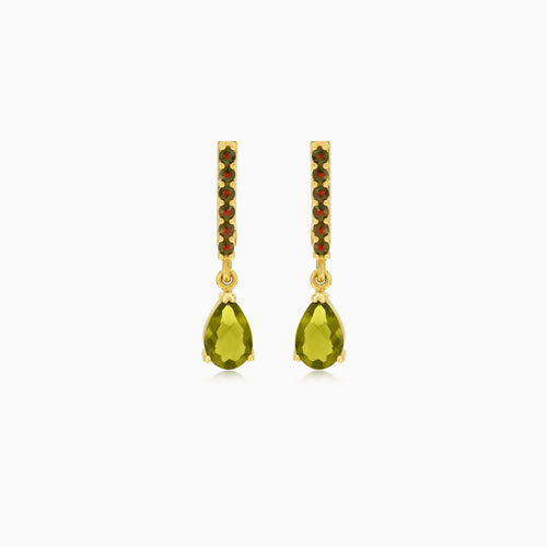 Zářivé náušnice s gránáty a kapkou vltavínu