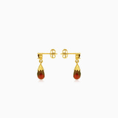 Granat-Briolette- und runde Gold-Ohrringe