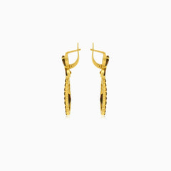 Elegant style  14kt gold garnet dangling earrings