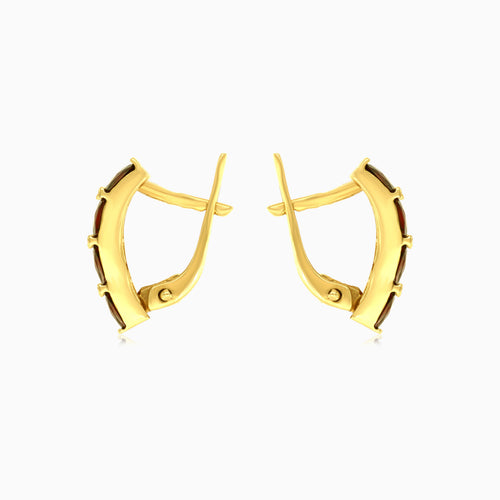 Zlaté náušnice s čtvercovými granáty