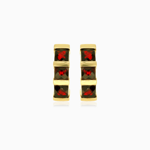 Zlaté náušnice čtvercového princesového brusu se třemi granáty