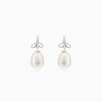 Boucles d'oreilles en argent avec perle et motif feuille