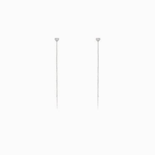 Stříbrné navlékací náušnice se srdcem a zirkony