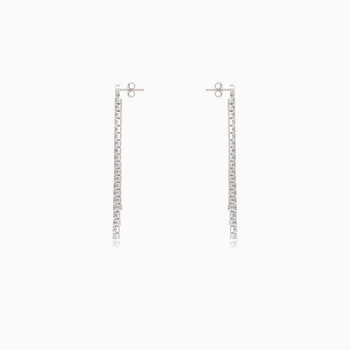 Boucles d'oreilles en argent avec zirconium cubique suspendu