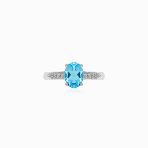 Ring aus Silber mit blauem Topas und Zirkonia