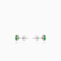 Stříbrné náušnice s kulatým syntetickým smaragdem