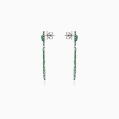 Boucles d’oreilles clous pendantes en argent avec émeraude synthétique