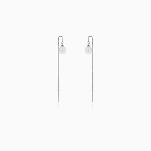 Boucles d’oreilles pendantes en argent avec perle