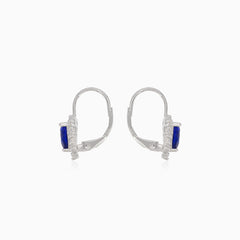 Boucles d’oreilles en argent avec cœur en saphir.