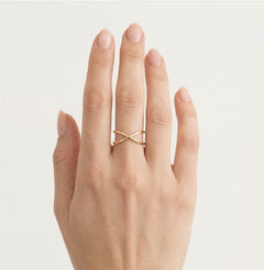 Bague croisée en or jaune