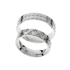 Bague de mariage élégante en or blanc avec motif carré