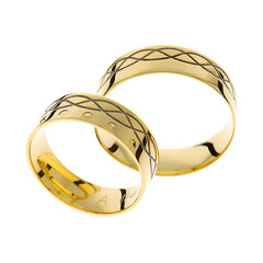 Gelbgold Ehering mit kreuzenden Rhodium-Linien