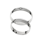 Anillo de boda elegante de oro blanco con grabado único