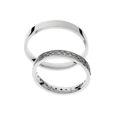 Bague de mariage éternité en or blanc élégant.