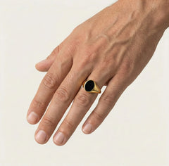 Bague ovale en onyx et or