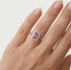 Svatozářový prsten s ametystem