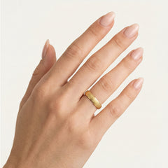 Matte  yellow gold wedding ring