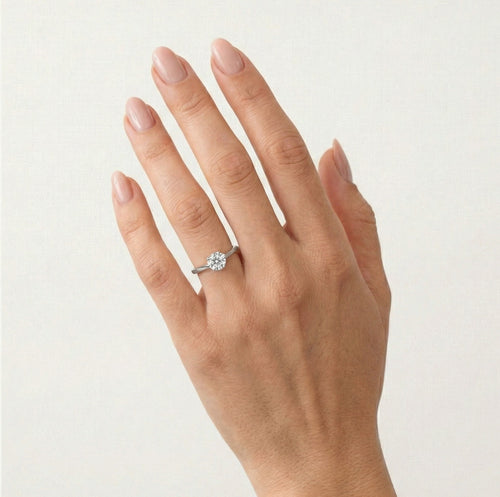 Bague de fiançailles élégante