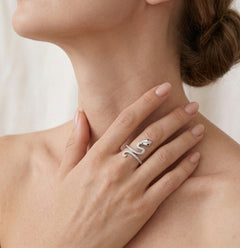 Kroucený hadí prsten