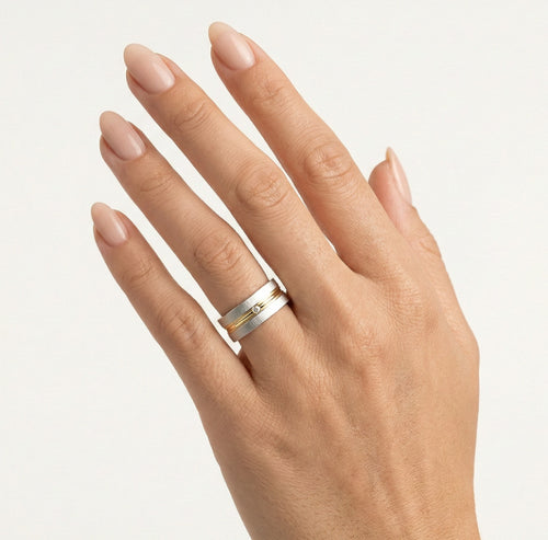 Elegante Hochzeitsringe aus Weiß- und Gelbgold