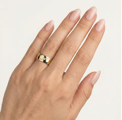 Trauringe aus Gelbgold mit und ohne Diamant oder Zirkonia