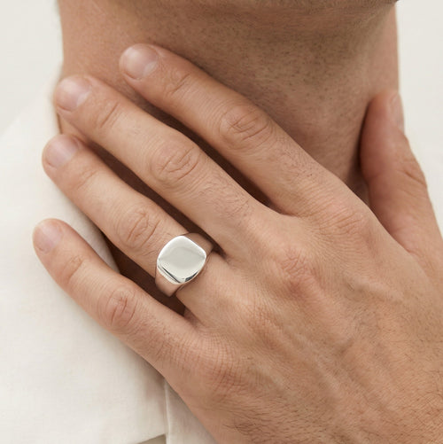 Nadčasový stříbrný tradiční prsten