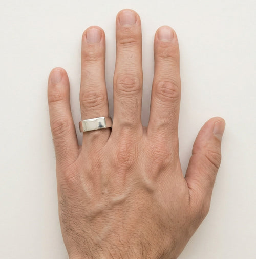 Nadčasový stříbrný tradiční prsten