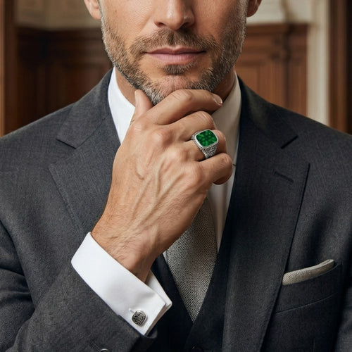 Stříbrný pánský prsten s zářivým jadeitem