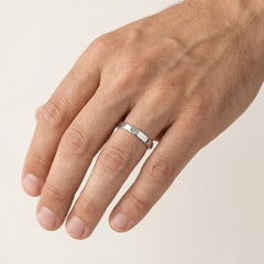Bague de mariage fine en or blanc avec ou sans pierres