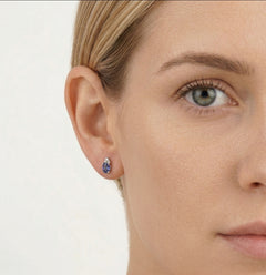 Visací náušnice se safírem a diamantem
