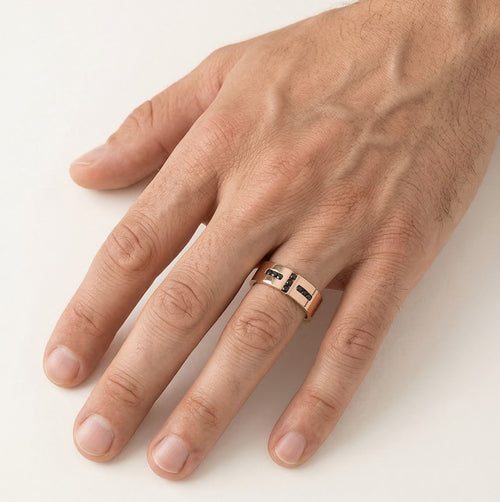 Bague de mariage élégante en or rose avec pierresBague de mariage élégante en or rose avec pierres