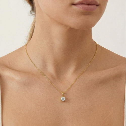 Šesticípý zlatý přívěsek