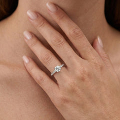 Velký prsten s důrazem