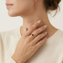 Round garnet gold prong ring