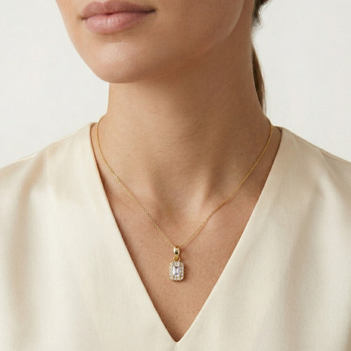 Rechteckiger Halo-Anhänger