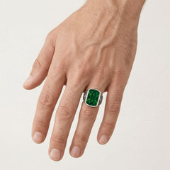 Stříbrný pánský prsten s zářivým jadeitem