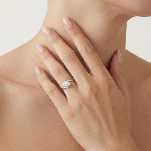 Unikátní dámský prsten s perlami a zirkony