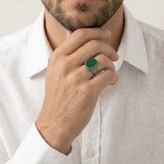 Stříbrný pánský solitaire prsten s oválným jadeitem