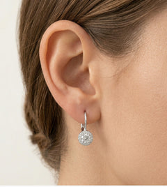 Petites boucles d'oreilles rondes