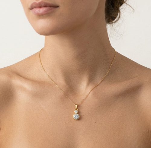 Pendentif en or avec zircon cubique serti clos