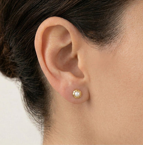 Pendientes de perlas en oro amarillo