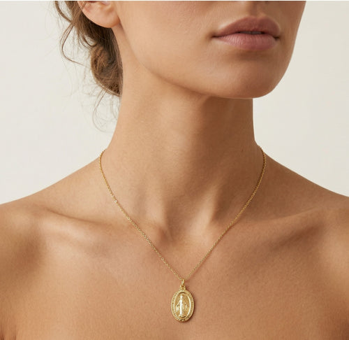 Medallón con la Virgen María