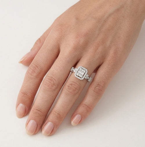Eleganter Halo-Sterlingsilber-Ring für Damen